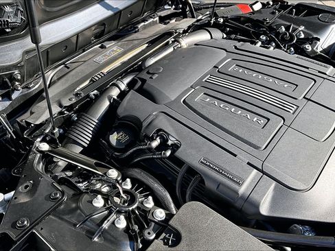 Used 2022 Jaguar F-TYPE Coupe image 29