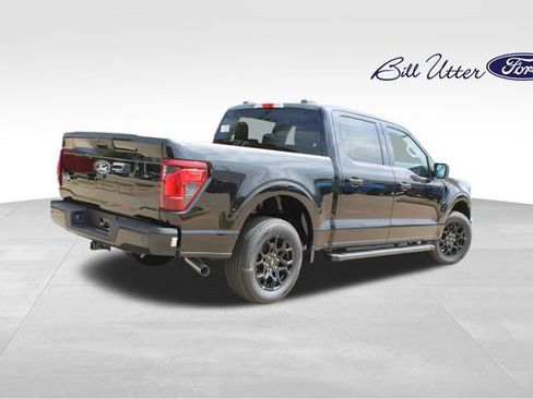 New 2026 Ford F150 XLT w/ XLT Black Appearance Package RWD image 3