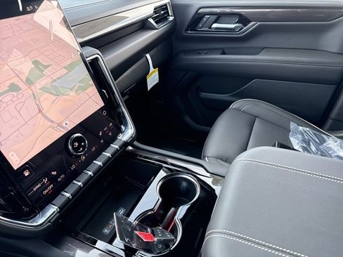 New 2026 GMC Yukon XL Elevation w/ LPO, Floor Liner Package image 23