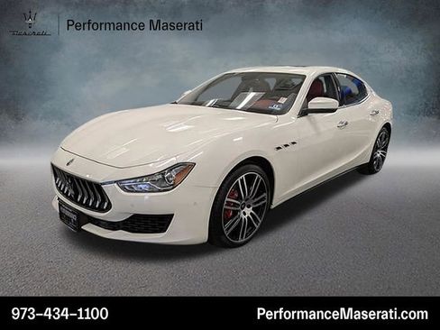 Used 2019 Maserati Ghibli S Q4 AWD/4WD image 1