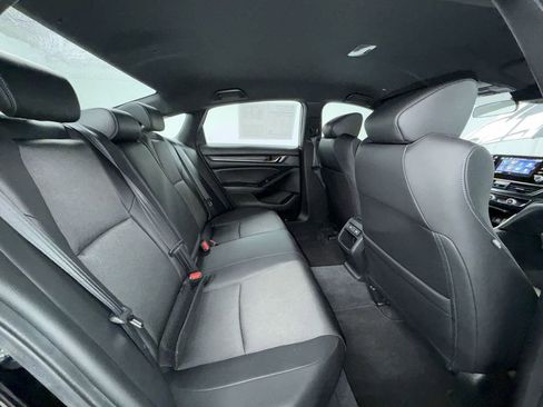 Used 2022 Honda Accord Sport image 17