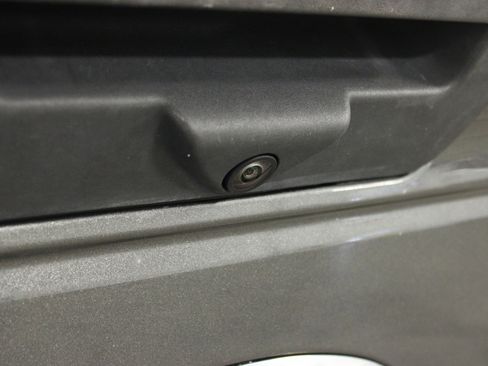 Used 2020 Ford F150 XLT w/ Equipment Group 302A Luxury image 13