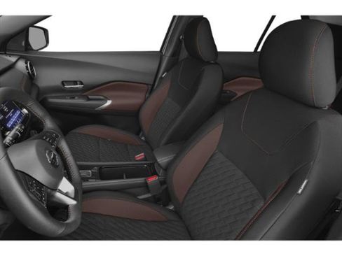 Used 2021 Nissan Kicks SR FWD image 24