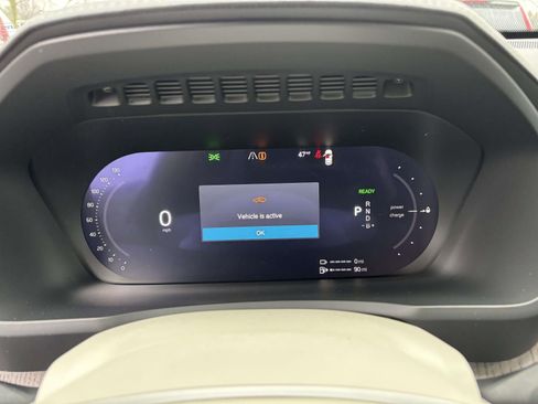 New 2026 Volvo XC90 T8 Ultra w/ Protection Package Premier AWD/4WD image 16