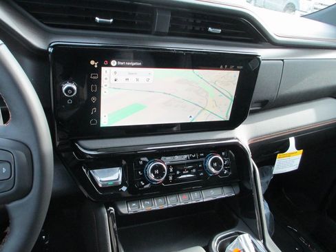 New 2026 GMC Sierra 1500 AT4 w/ AT4 Premium Package image 19