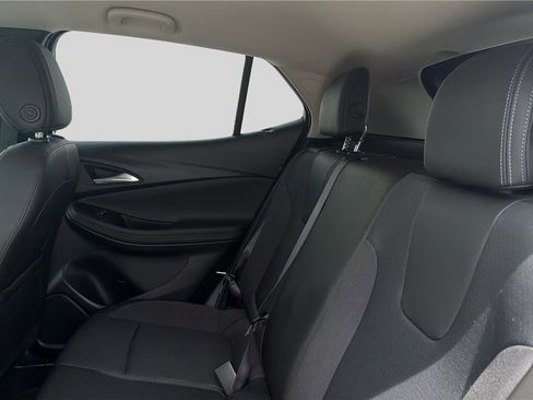 Used 2024 Buick Encore GX Preferred FWD image 18