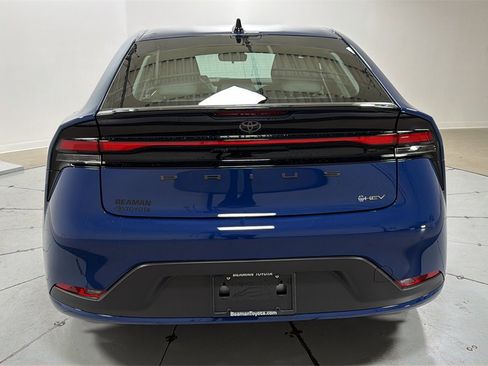 New 2026 Toyota Prius LE image 4