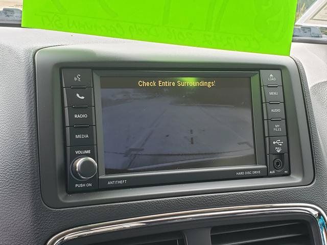 Used 2016 Dodge Grand Caravan SXT FWD image 23
