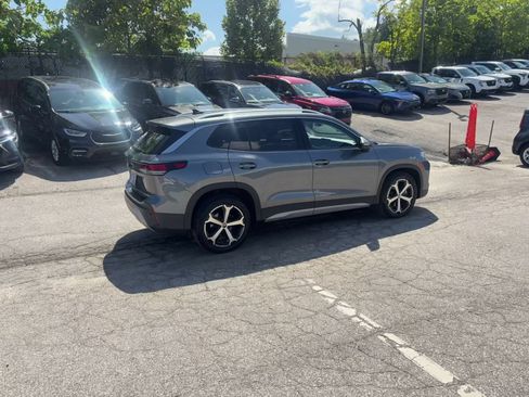 Used 2026 Volkswagen Tiguan SE AWD/4WD image 14