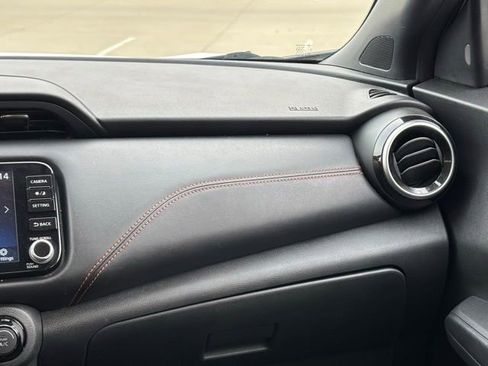 Used 2024 Nissan Kicks SR image 15