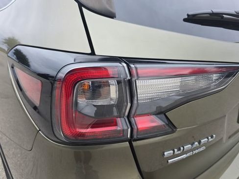 Used 2021 Subaru Outback Premium image 33