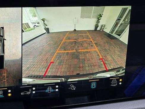 Used 2023 GMC Sierra 1500 AT4 w/ AT4 Preferred Package image 24