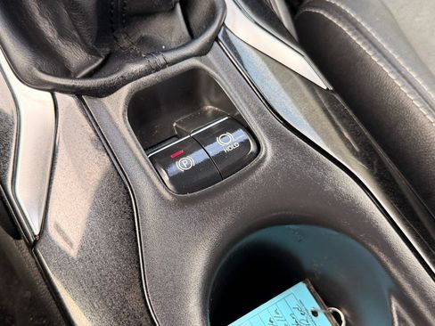 Used 2019 Toyota Corolla XSE FWD image 26