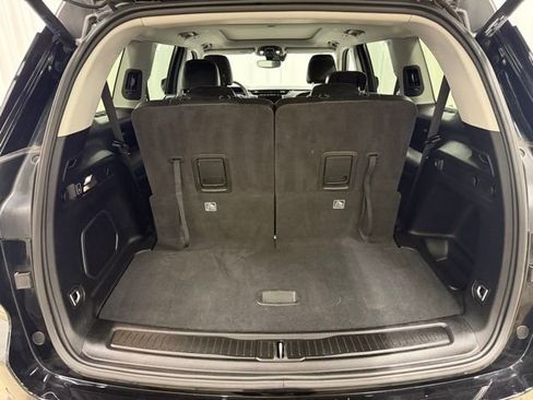 Used 2023 Jeep Grand Cherokee L Limited w/ Black Appearance Package image 27