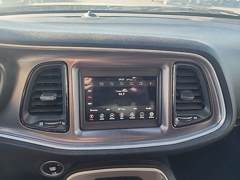 Used 2019 Dodge Challenger GT w/ Driver Convenience Group image 15