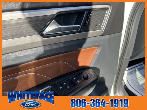 Used 2021 Volkswagen Atlas SEL Premium image 12