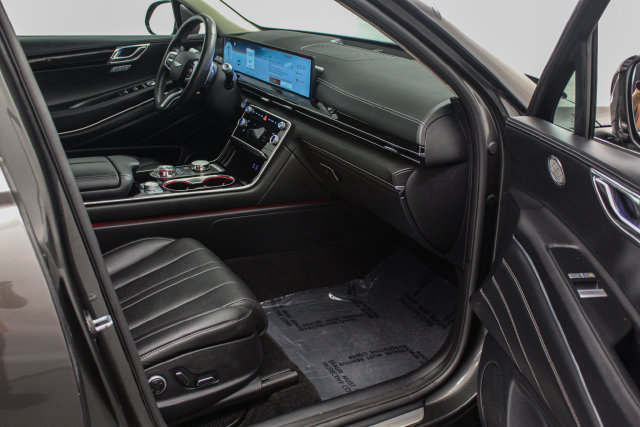 Used 2025 Genesis GV80 2.5T Standard AWD/4WD image 16