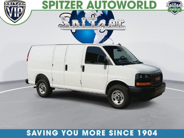 Used 2025 GMC Savana 2500 w/ Driver Convenience Package RWD image 4