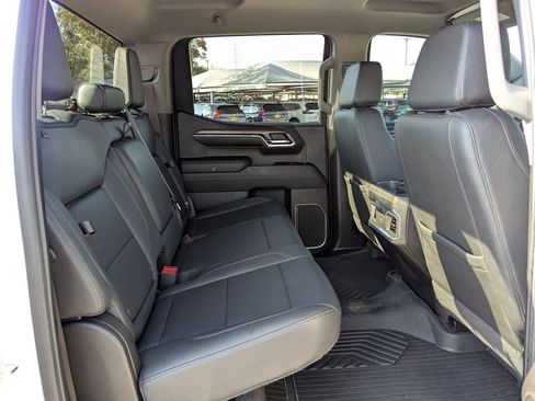 Used 2024 Chevrolet Silverado 1500 LTZ image 25