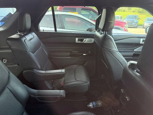 Used 2023 Ford Explorer ST w/ Equipment Group 401A AWD/4WD image 9