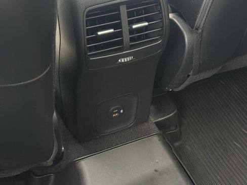 Used 2021 Ford Escape SEL w/ Technology Package AWD/4WD image 35