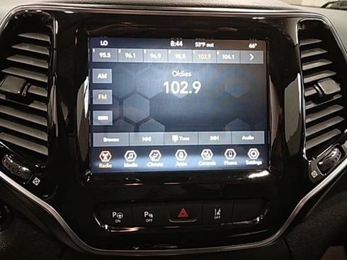 Used 2021 Jeep Cherokee Limited AWD/4WD image 20