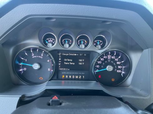 Used 2016 Ford F350 XLT w/ XLT Premium Package AWD/4WD image 7
