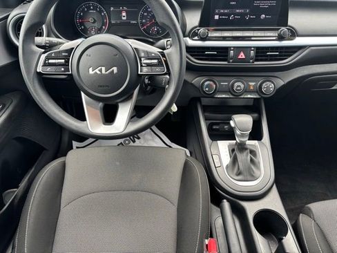 Used 2024 Kia Forte Sedan FWD image 18