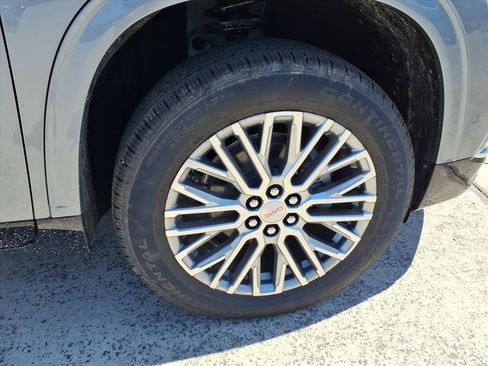 New 2026 GMC Acadia Denali w/ Super Cruise Package image 9