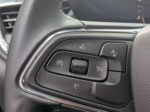 Certified 2025 Buick Encore GX Preferred FWD image 18