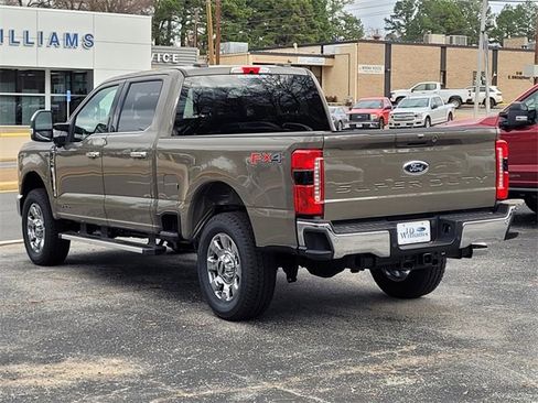 New 2026 Ford F250 Lariat w/ Chrome Package image 3