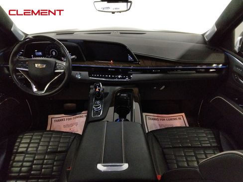 Used 2023 Cadillac Escalade Sport Platinum w/ LPO, ONYX Package image 41