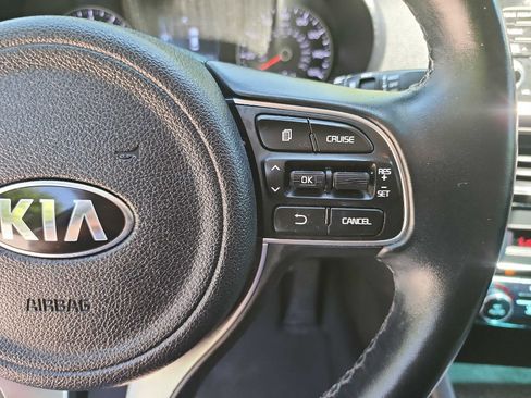 Used 2016 Kia Optima EX FWD image 17