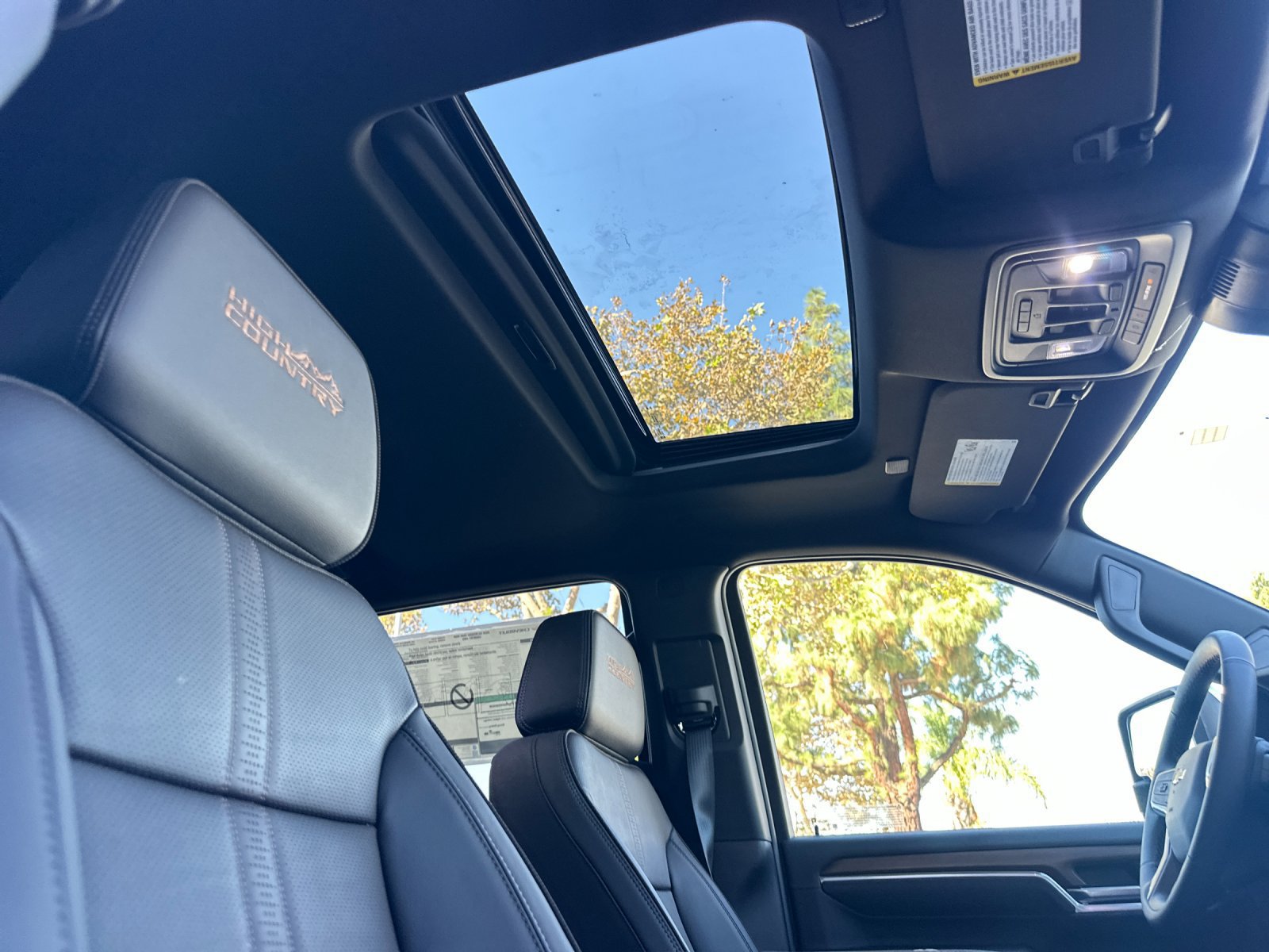 New 2026 Chevrolet Silverado 3500 High Country w/ High Country Premium Package AWD/4WD image 16