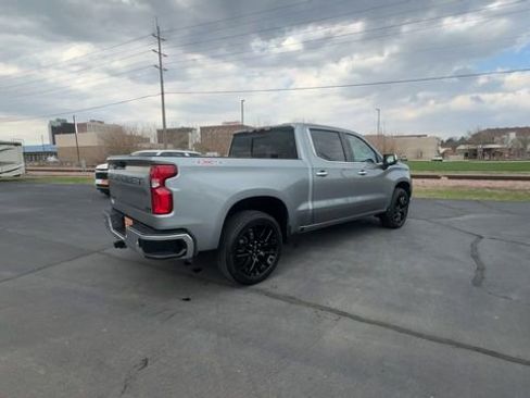 Used 2023 Chevrolet Silverado 1500 LTZ w/ Technology Package image 8