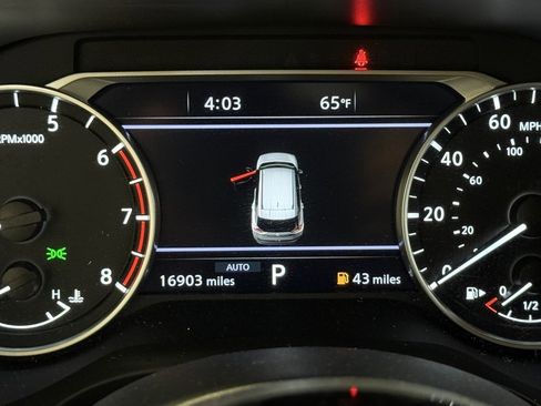 Used 2023 Nissan Rogue SL w/ SL Premium Package image 35