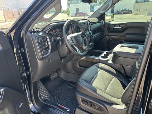 Used 2020 Chevrolet Silverado 1500 LT Trail Boss AWD/4WD image 16