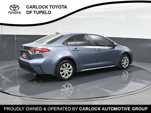 Used 2026 Toyota Corolla LE FWD image 3