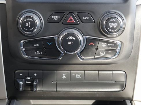 Used 2014 RAM 1500 Outdoorsman image 23