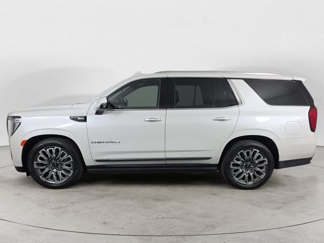 Used 2024 GMC Yukon Denali Ultimate AWD/4WD image 8