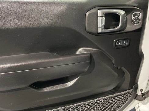 Used 2023 Jeep Wrangler Willys 4xe image 12