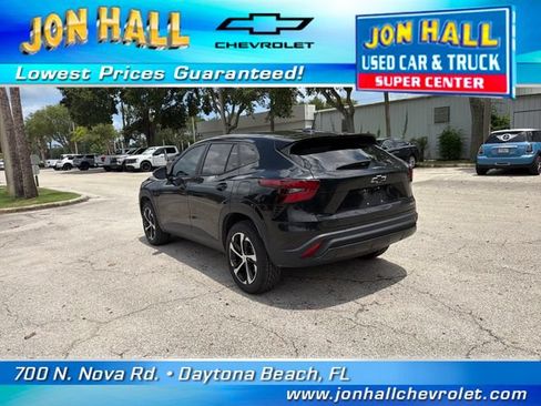 Used 2024 Chevrolet Trax RS w/ Driver Confidence Package FWD image 7
