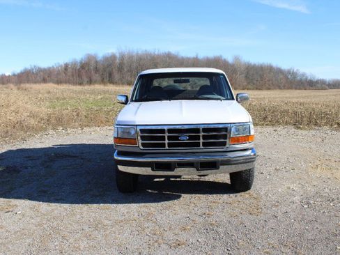 Used 1995 Ford Bronco XLT image 8