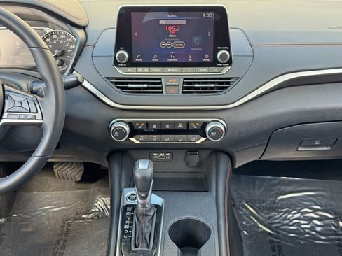 Used 2021 Nissan Altima 2.0 SR FWD image 22