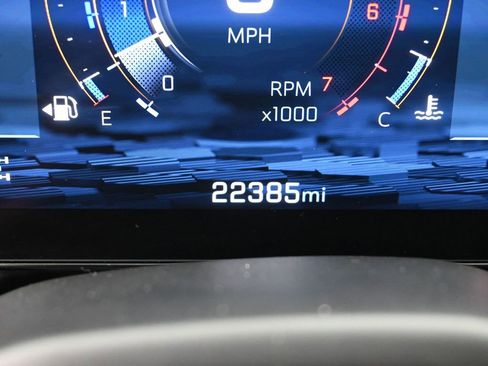 Used 2025 Chevrolet Tahoe LT image 37