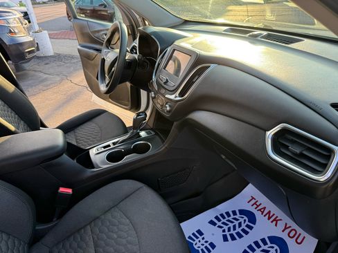Used 2019 Chevrolet Equinox LT image 27