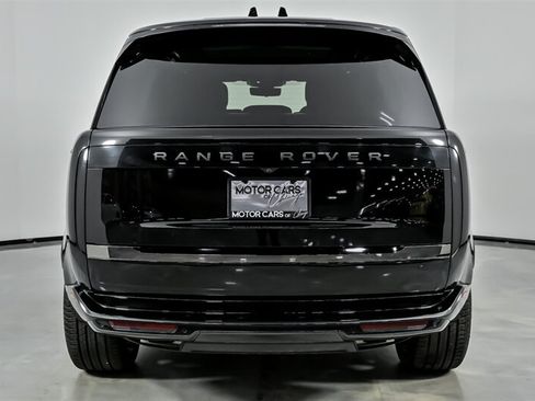 Used 2023 Land Rover Range Rover SV AWD/4WD image 11