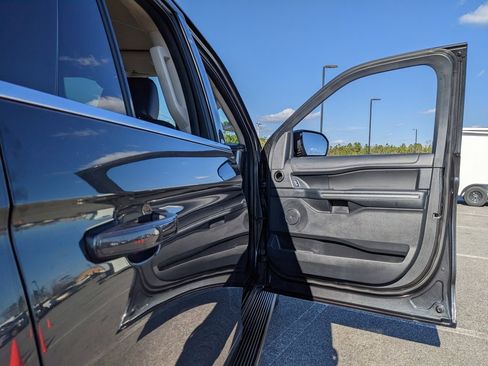 Used 2024 Ford Expedition XLT image 60