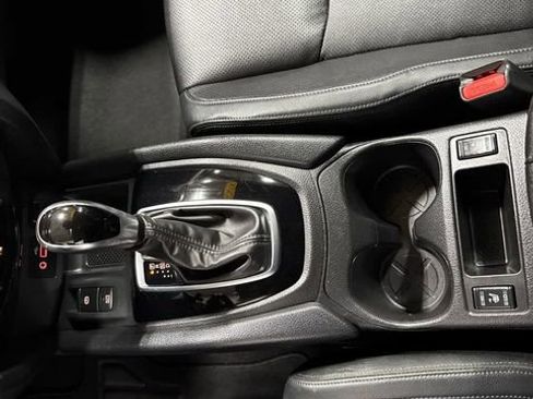 Certified 2022 Nissan Rogue Sport SL image 18