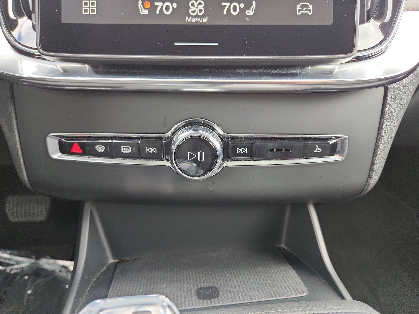 Used 2026 Volvo XC90 B6 Ultra AWD/4WD image 17